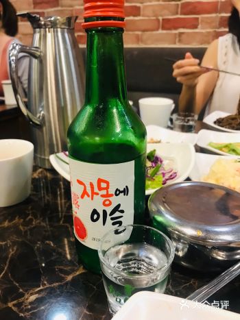 无敌推荐,豆腐好嫩,汤很浓,海鲜也不错。配饭真的很赞