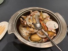 石锅原汁海鲜汇-鲁采LU STYLE(新天地店)