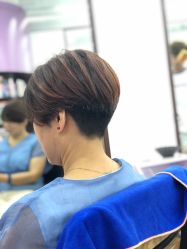 点击看大图 -A HAIR SALON