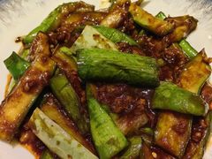 鱼香茄子-松沪名灶·豆浆鱼头·新上海菜(飞航吾悦广场店)