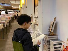 -先锋书店(五台山总店)