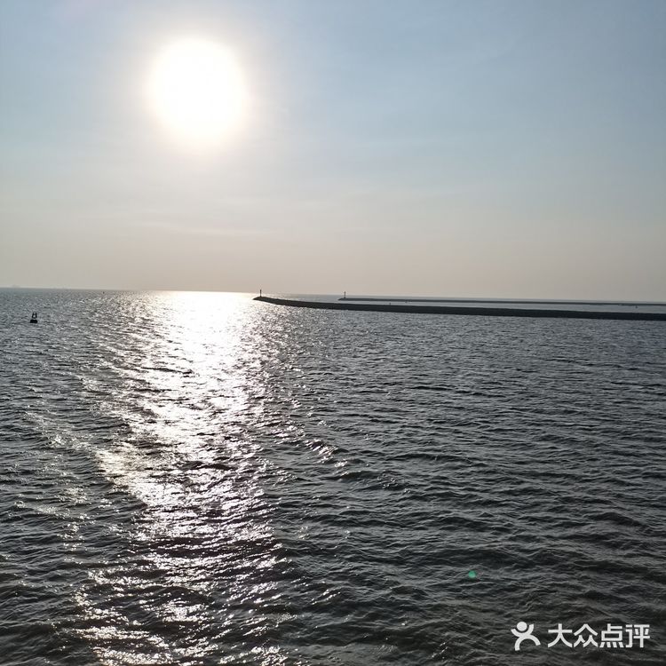 搭上湛江西→海口的轮渡，开始海南之旅。