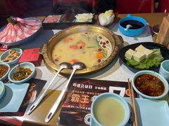 -麻辣英雄重庆火锅(二城广场店)