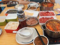 -杨老板·海鲜集市火锅·鲜切牛肉(中防万宝店)