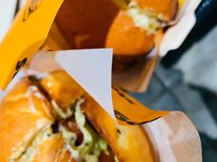 松露菌菇奶酪牛肉汉堡-JPG canteen(广州寺右公馆店)
