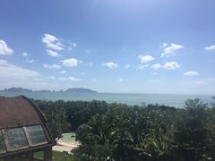 -三亚湾海居铂尔曼度假酒店