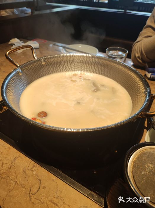 捞王锅物料理(四川北路店)胡椒猪肚鸡图片