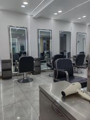 -Coo Hair salon