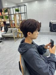 -藤野造型烫染接发