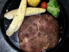 沙朗牛排-巴贝拉意式休闲餐厅(中央商场店)