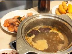 涮涮锅-爱客得牛排海鲜烤肉·火锅自助(春熙路黑金好店)