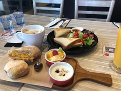 -必胜客(上海新南方商城PH店)