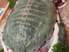 -旧街市鲜货老火锅(大光路店)