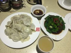 -岳姥姥饺子(泺文路店)