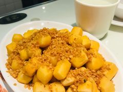 -新大咀港式茶餐厅(宝山万达店)