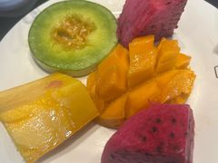 -川骄海鲜自助(王府井奥莱UP TOWN店原世界之花店)
