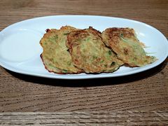 西葫芦饼配酸奶-TUK土耳其餐厅·下午茶(卢湾店)