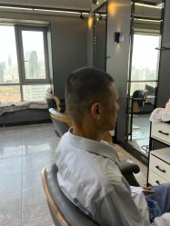 点击看大图 -藤野造型烫发染发