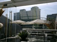 -UNI UNI(环亚凯瑟琳店)