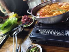 -苗侗地道红酸.酸汤鱼·酸汤牛肉