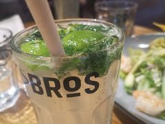 -Moka Bros 摩卡站(西单大悦城店)