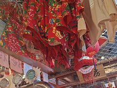 -鱼满舱·鲜活海鲜·正宗鲁菜