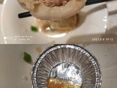 蟹黄小笼包-荣粤酒家·融合粤菜