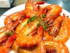 -三亚火车头万人海鲜广场