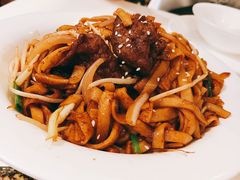 -新大咀港式茶餐厅(宝山万达店)