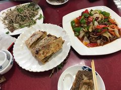 -溢心园香河肉饼总店