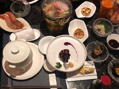 -半岛翡丽海鲜自助餐厅(观风亭店)
