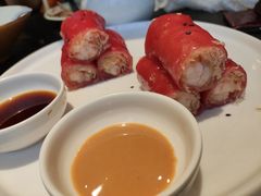 红米脆皮鲜虾肠-蝴蝶里·粤菜·点心(龙湖天街&滨江店)