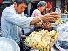 -正宗杂粮煎饼香软鸡蛋饼