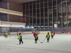 -冠军冰场CHAMPION RINK(凯德广场店)