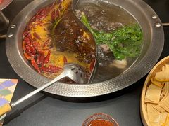 -廖掌柜·重庆鲜货火锅(上海首店)