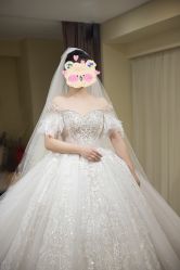 -艾朵婚纱