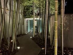 -穹六人间 people 6(岳阳路店)