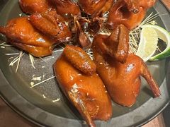 脆皮香茅乳鸽-觅唐MITONG(鸟巢店)