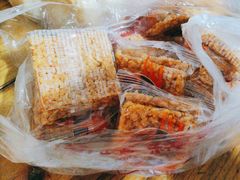 蟹黄锅巴-宫廷糕点铺(人民中路店)