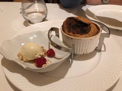 熔岩巧克力蛋糕-福楼法餐厅FLO