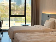 -广州琶洲会展广州塔地铁站轻居酒店