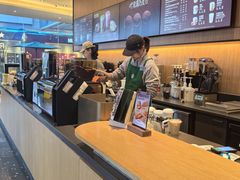 -星巴克臻选(上海长风大悦城店)