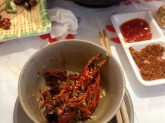 -肥肥虾庄·金牌油焖大虾(汉口城市广场店)