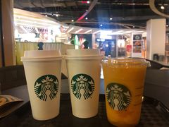 -星巴克(上海虹桥新天地二店)