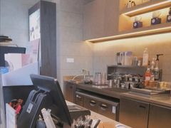 -瑞幸咖啡(武汉工商学院中商超市店)