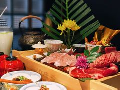 -铭牛烧肉·和牛海鲜自助(高新月牙湖店)