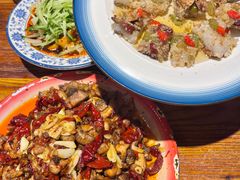 -柴窝堡22号辣子鸡·传承新疆菜