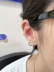 -艺耳美专业穿耳洞打耳洞穿孔