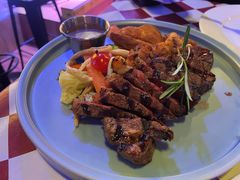 -鲨鱼美式餐厅酒吧Sharky