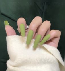 -Pink You美甲洗眉纹绣定制中心